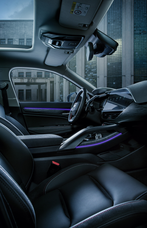 Geely Tugella